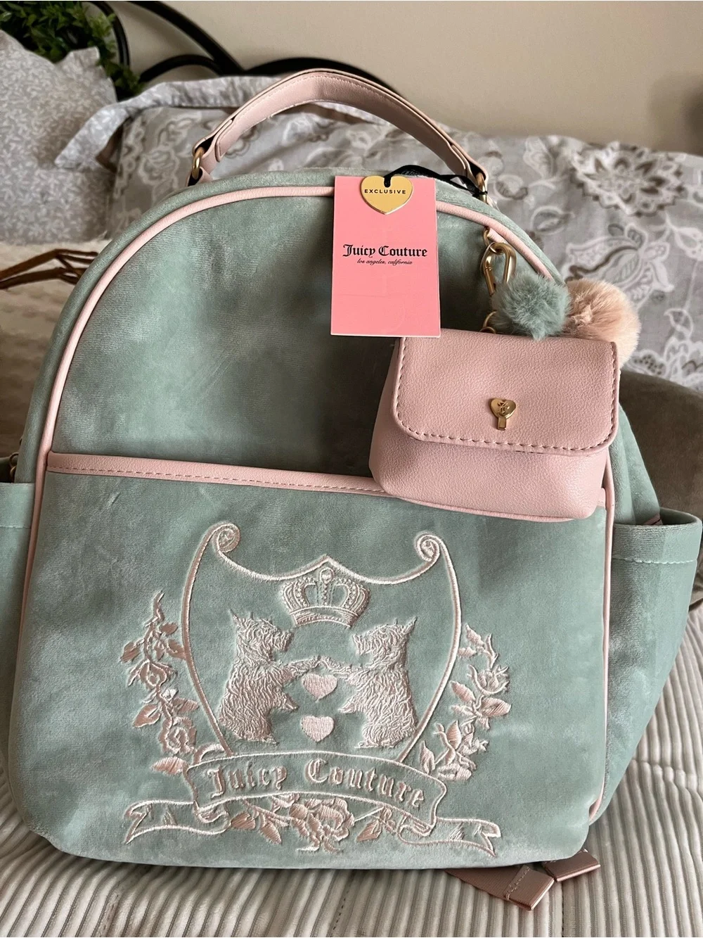 ✨ BRAND NEW WITH TAGS (NWT) ✨Juicy Couture 
